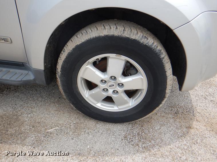image for item DE3570 2008 Ford Escape SUV