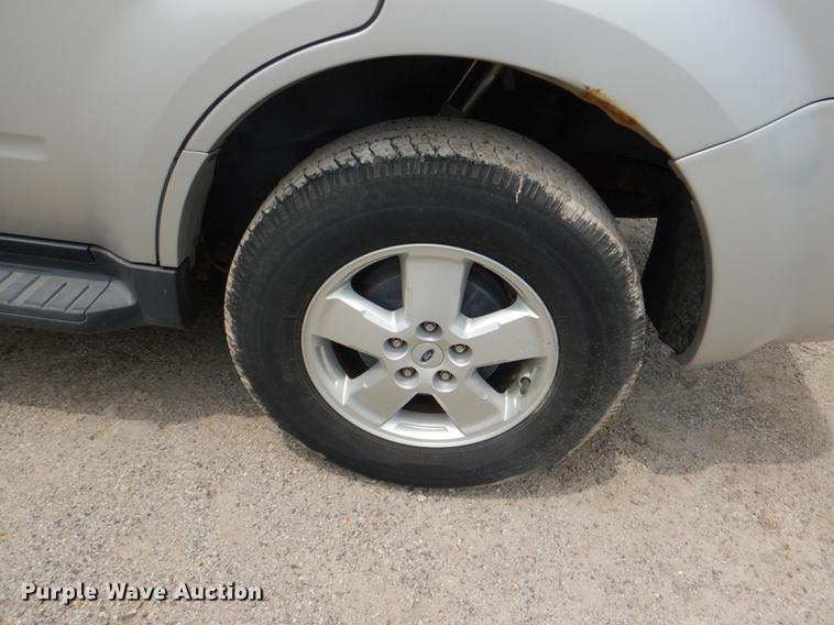 image for item DE3570 2008 Ford Escape SUV