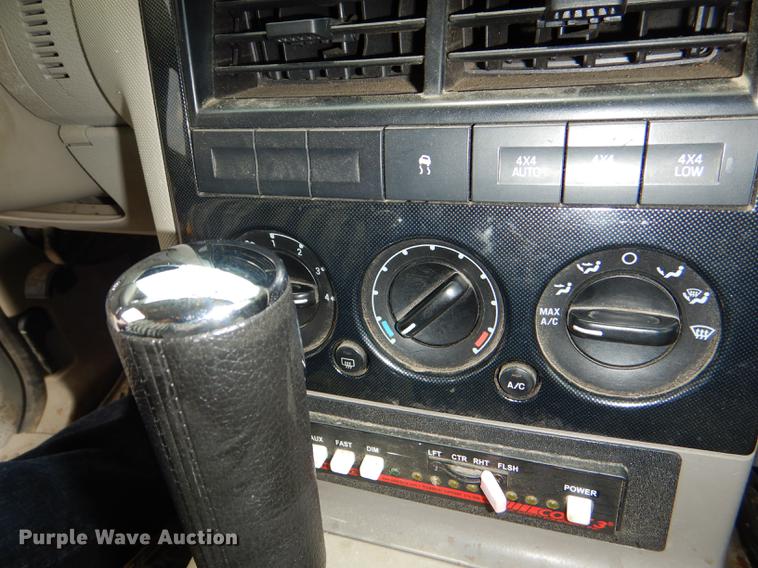 image for item DE3571 2007 Ford Explorer SUV