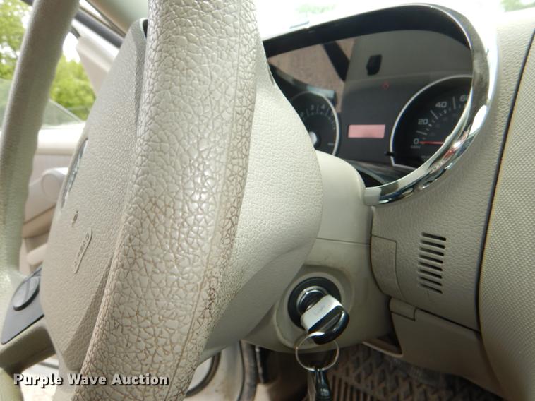image for item DE3571 2007 Ford Explorer SUV