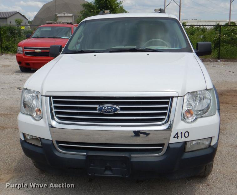 image for item DE3573 2007 Ford Explorer SUV
