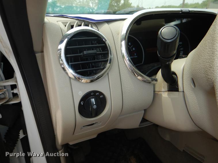 image for item DE3573 2007 Ford Explorer SUV