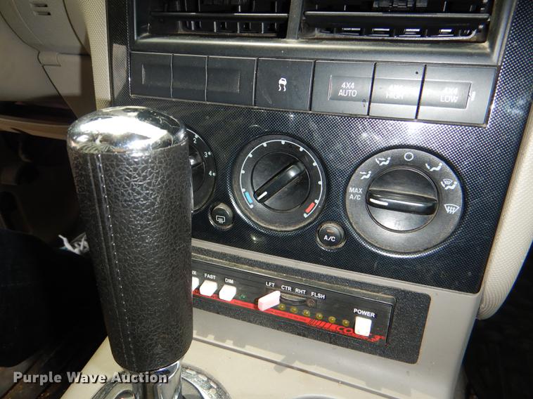 image for item DE3573 2007 Ford Explorer SUV