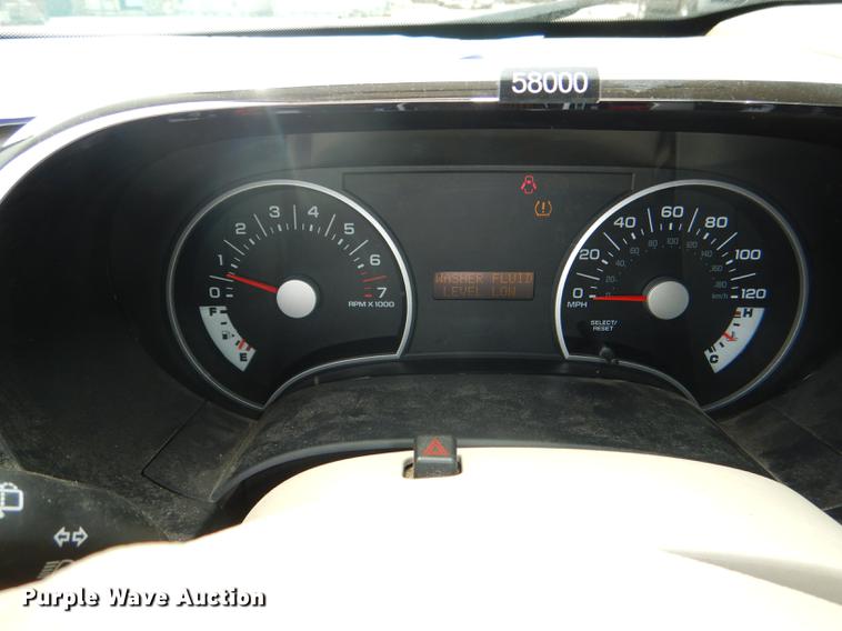 image for item DE3573 2007 Ford Explorer SUV