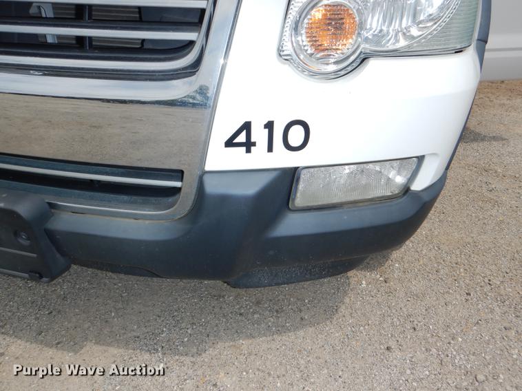 image for item DE3573 2007 Ford Explorer SUV