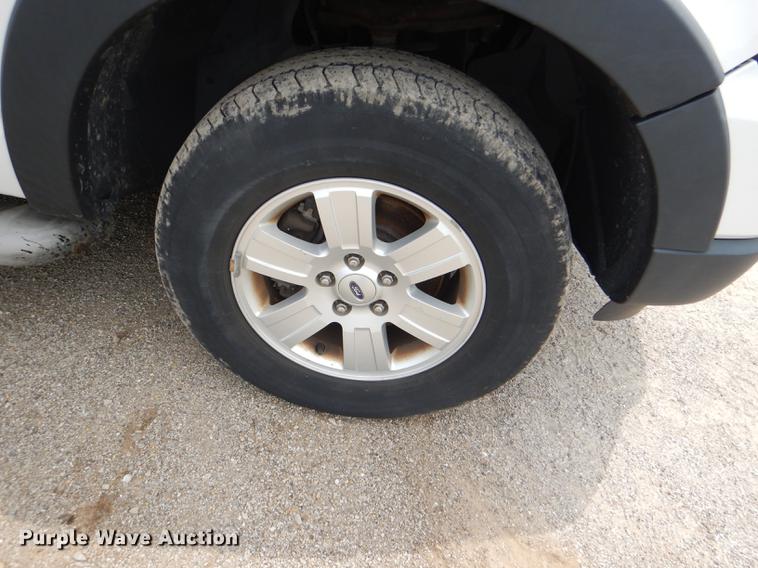 image for item DE3573 2007 Ford Explorer SUV