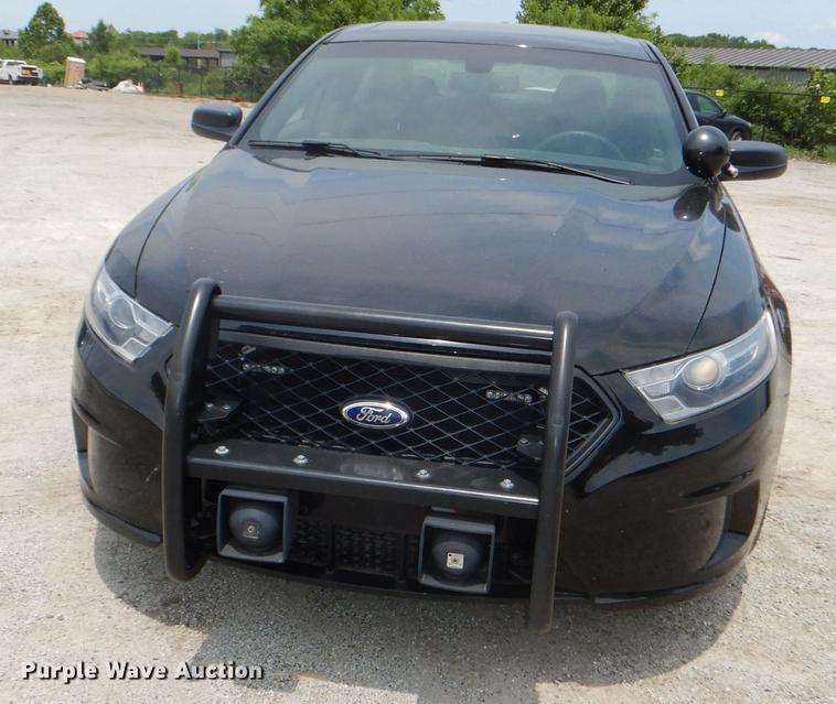 image for item DE3575 2015 Ford Taurus Police