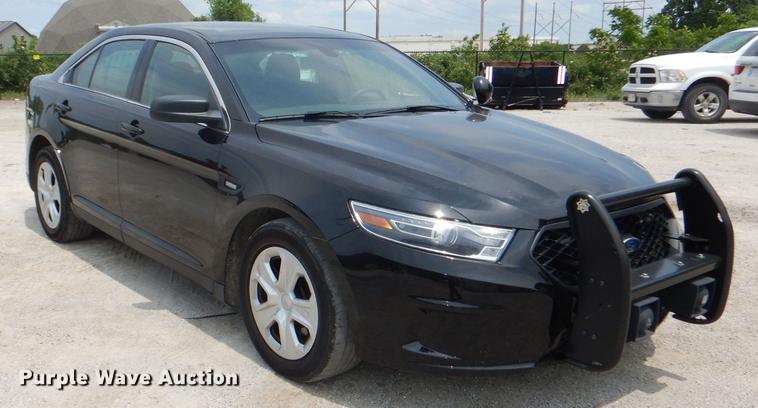 image for item DE3575 2015 Ford Taurus Police