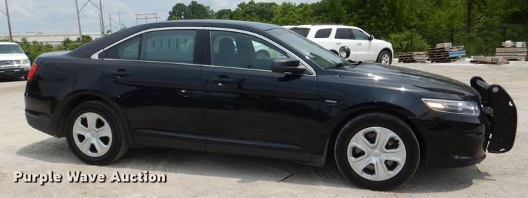 image for item DE3575 2015 Ford Taurus Police