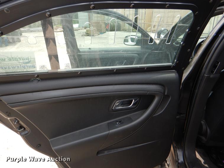 image for item DE3575 2015 Ford Taurus Police