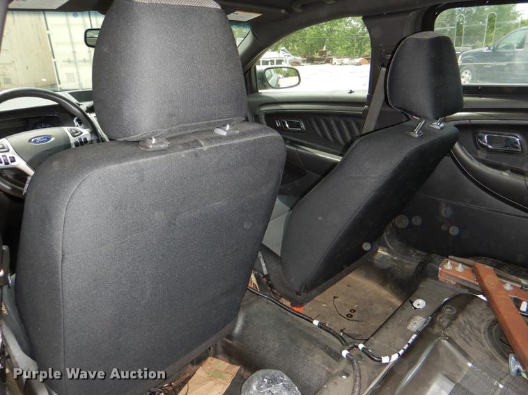 image for item DE3575 2015 Ford Taurus Police