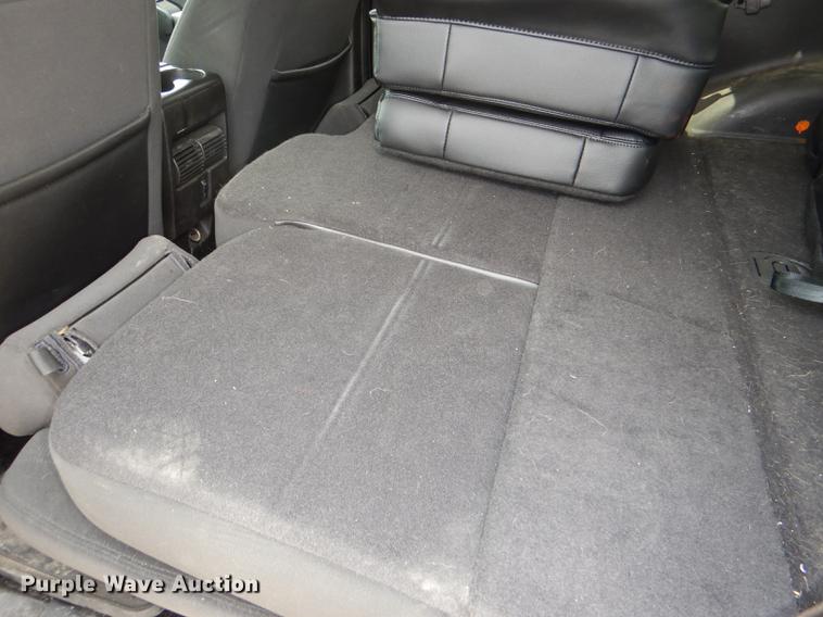 image for item DE3576 2010 Ford Explorer SUV