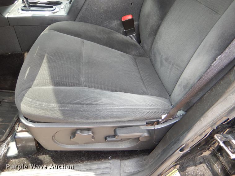 image for item DE3576 2010 Ford Explorer SUV