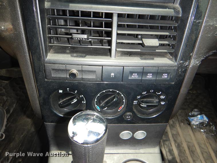 image for item DE3576 2010 Ford Explorer SUV