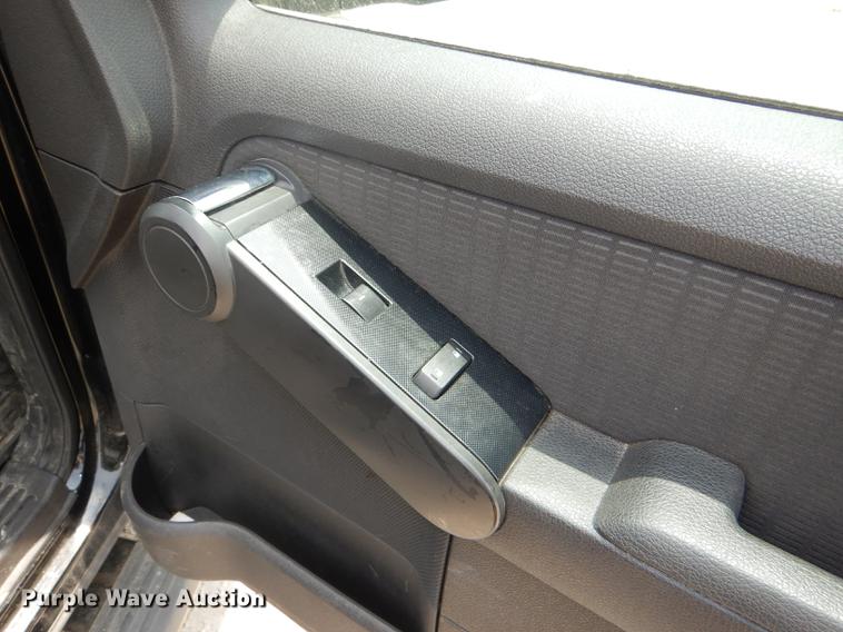 image for item DE3576 2010 Ford Explorer SUV