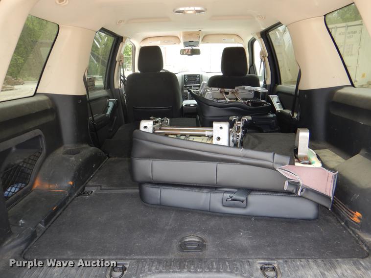 image for item DE3576 2010 Ford Explorer SUV