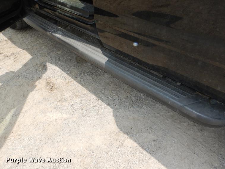 image for item DE3576 2010 Ford Explorer SUV