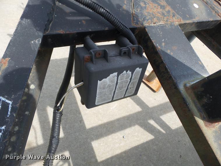 image for item DE7781 2010 Gold Star utility trailer