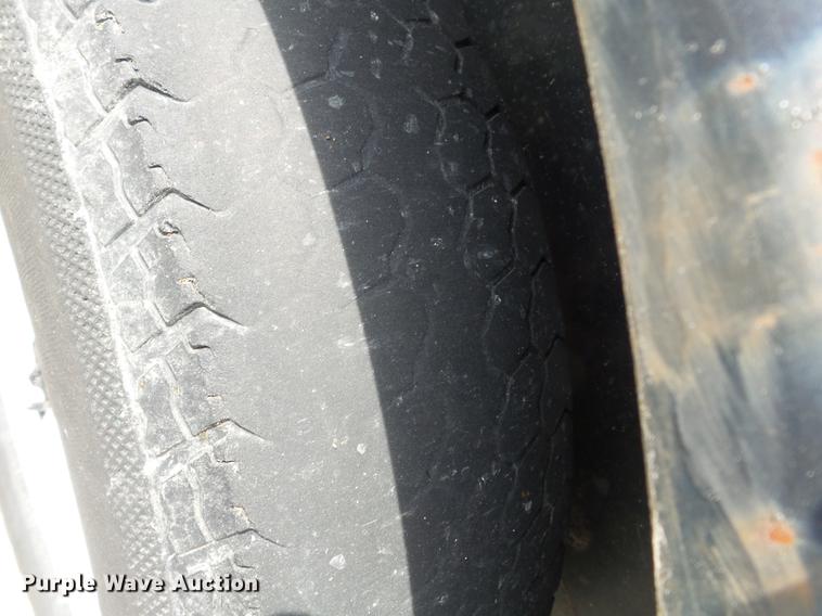 image for item DE7781 2010 Gold Star utility trailer