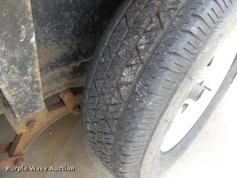 image for item DE7781 2010 Gold Star utility trailer