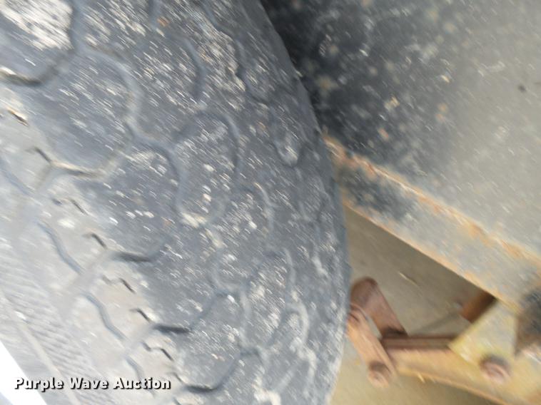 image for item DE7781 2010 Gold Star utility trailer