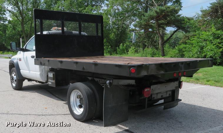image for item DE8127 2009 Dodge Ram 4500 dump flatbed truck