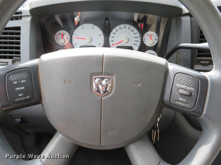 image for item DE8127 2009 Dodge Ram 4500 dump flatbed truck