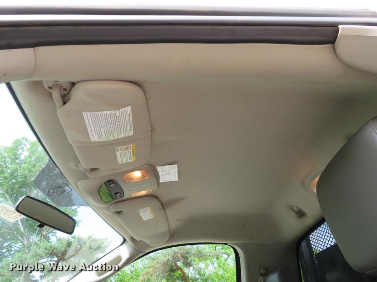 image for item DE8127 2009 Dodge Ram 4500 dump flatbed truck