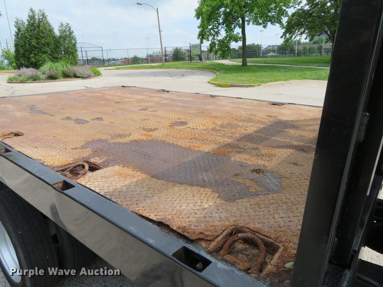 image for item DE8127 2009 Dodge Ram 4500 dump flatbed truck