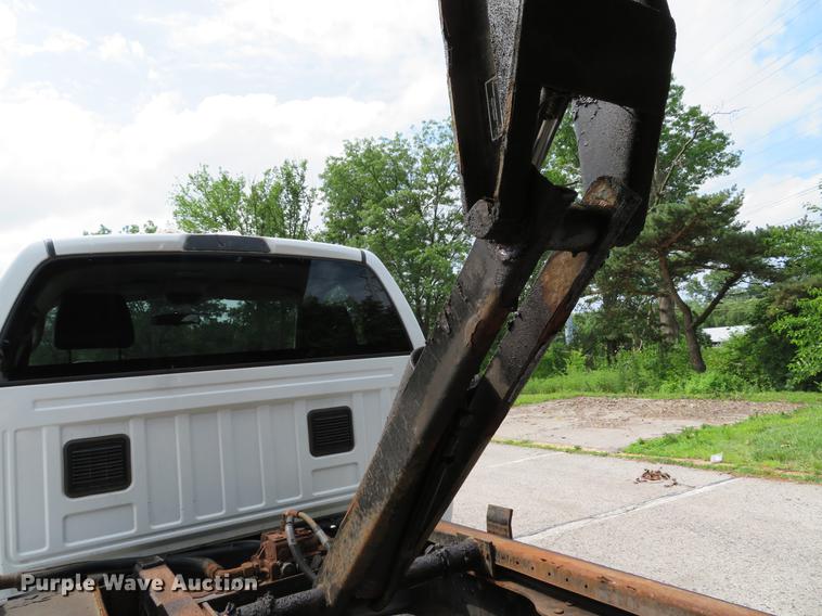 image for item DE8127 2009 Dodge Ram 4500 dump flatbed truck