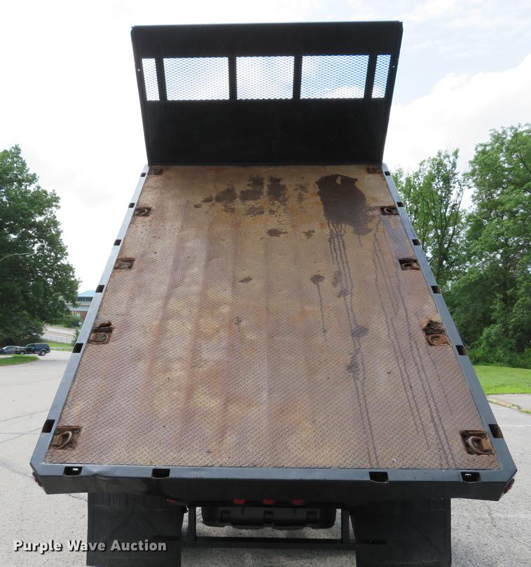 image for item DE8127 2009 Dodge Ram 4500 dump flatbed truck