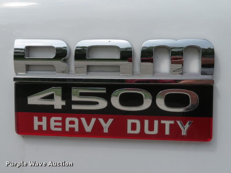 image for item DE8127 2009 Dodge Ram 4500 dump flatbed truck