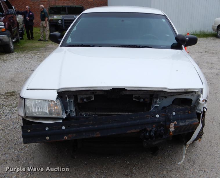 image for item DE8339 2009 Ford Crown Victoria Police Interceptor