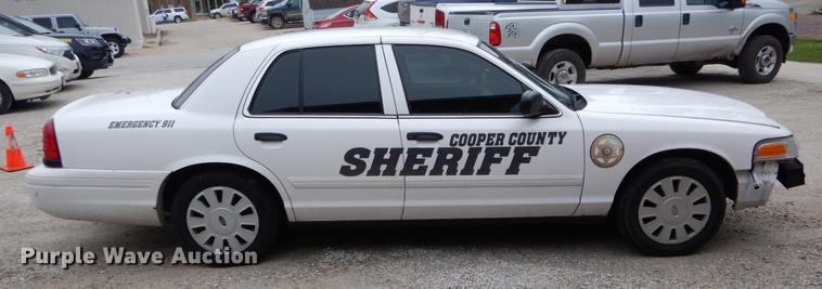 image for item DE8339 2009 Ford Crown Victoria Police Interceptor