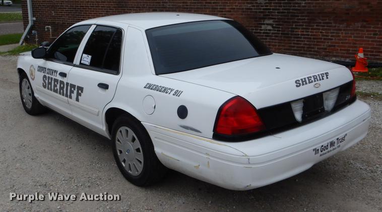 image for item DE8339 2009 Ford Crown Victoria Police Interceptor