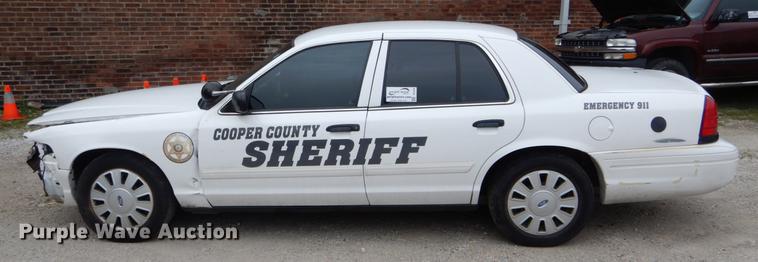 image for item DE8339 2009 Ford Crown Victoria Police Interceptor