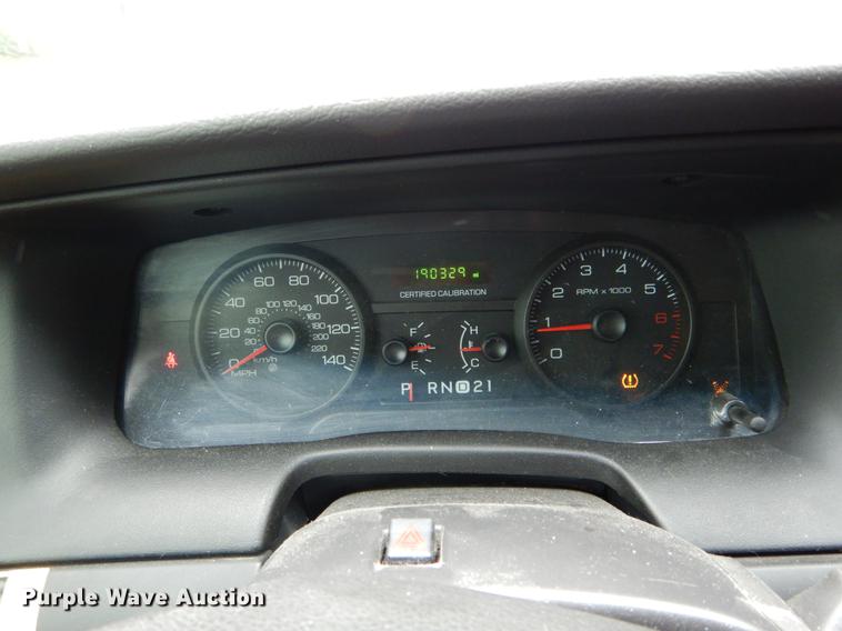 image for item DE8339 2009 Ford Crown Victoria Police Interceptor