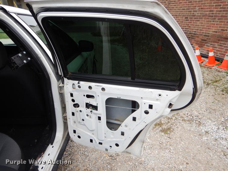 image for item DE8339 2009 Ford Crown Victoria Police Interceptor