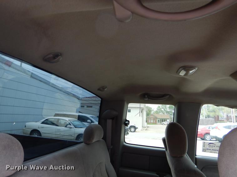 image for item DE8340 2000 Chevrolet Silverado 1500 LS Ext. Cab pickup truck