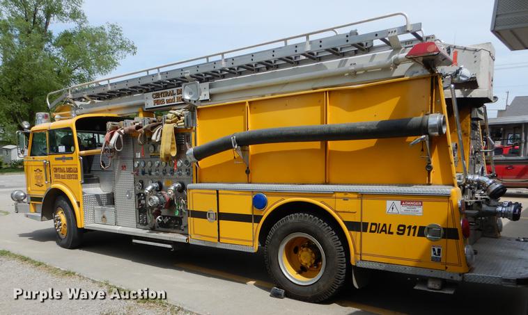 image for item DE8449 1978 American Lafrance ladder fire truck