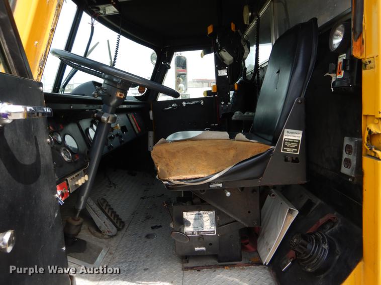 image for item DE8449 1978 American Lafrance ladder fire truck