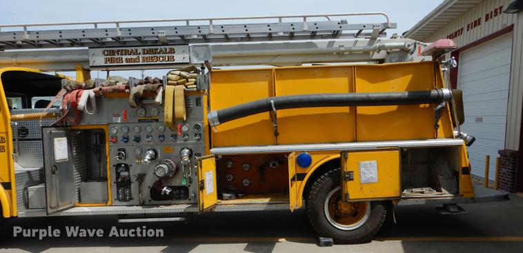 image for item DE8449 1978 American Lafrance ladder fire truck