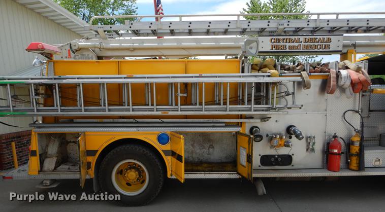 image for item DE8449 1978 American Lafrance ladder fire truck