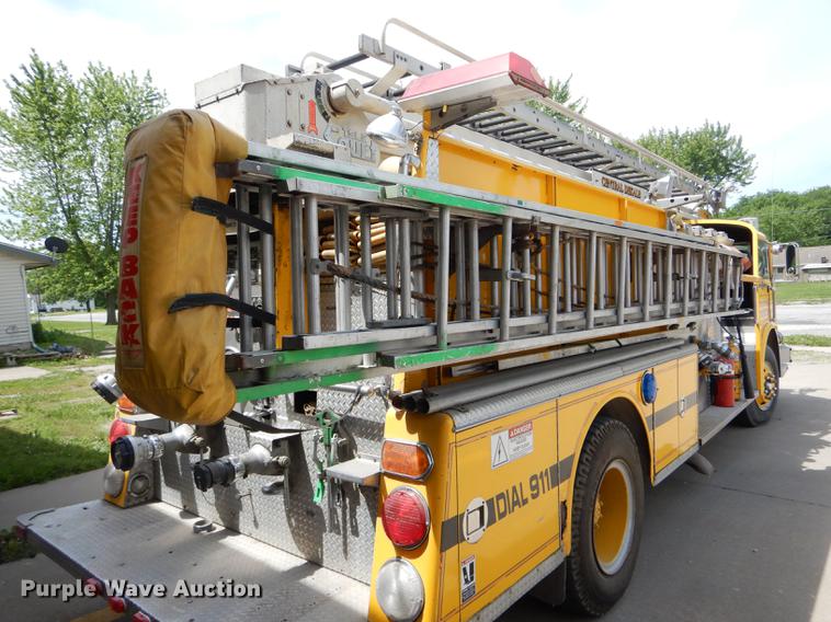 image for item DE8449 1978 American Lafrance ladder fire truck