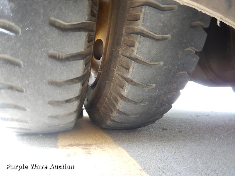 image for item DE8449 1978 American Lafrance ladder fire truck