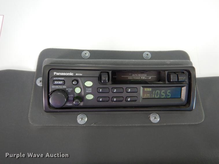 image for item DE8455 2008 Ford E350 Super Duty shuttle bus