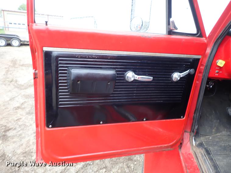 image for item DF1137 1970 Chevrolet C60 fire truck