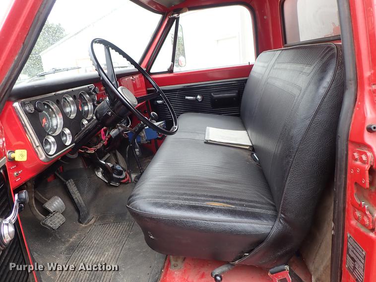 image for item DF1137 1970 Chevrolet C60 fire truck