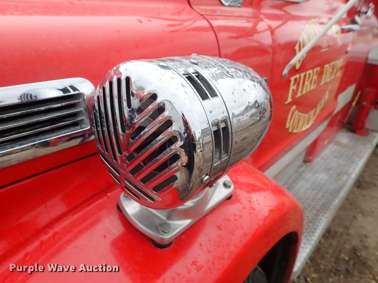 image for item DF1137 1970 Chevrolet C60 fire truck