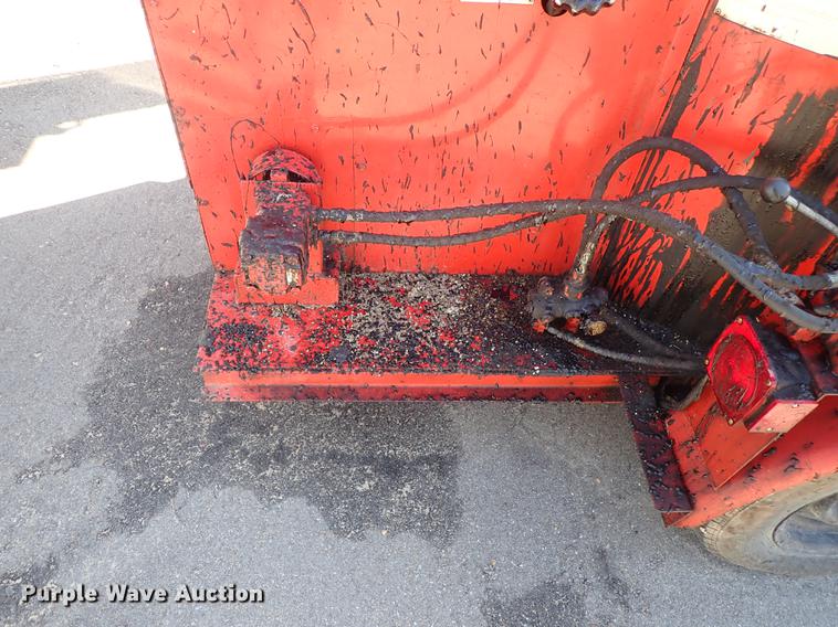 image for item DF1212 Crafco EZ Pour 100D crack sealer